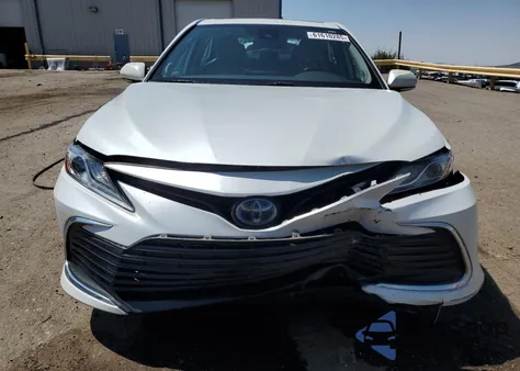 2022 Toyota Camry Xle из США, поврежденный, VIN 4T1F31AK7NU579457
